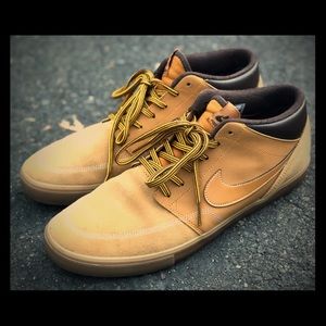 Nike SB Portmore II solarsoft mid